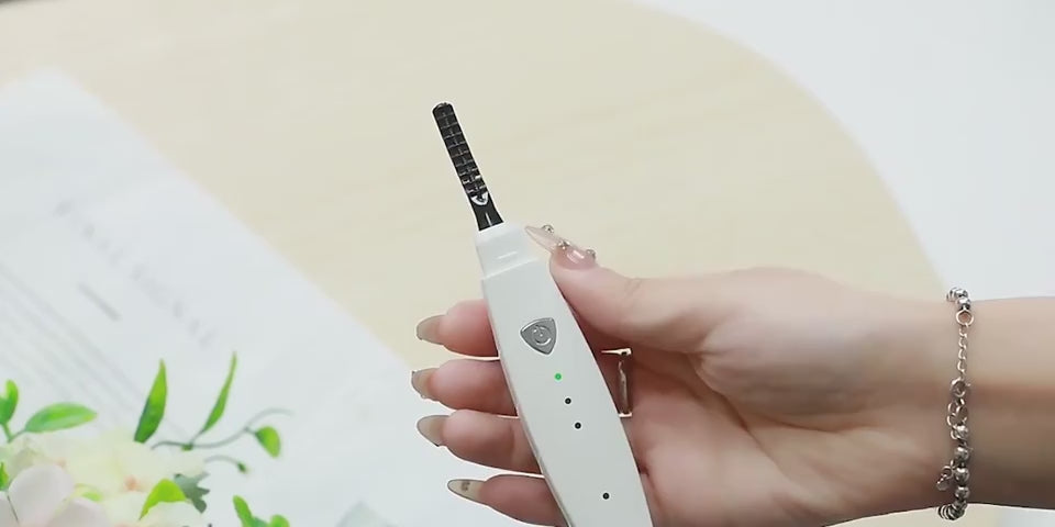 Electric Heated Eyelash Curler